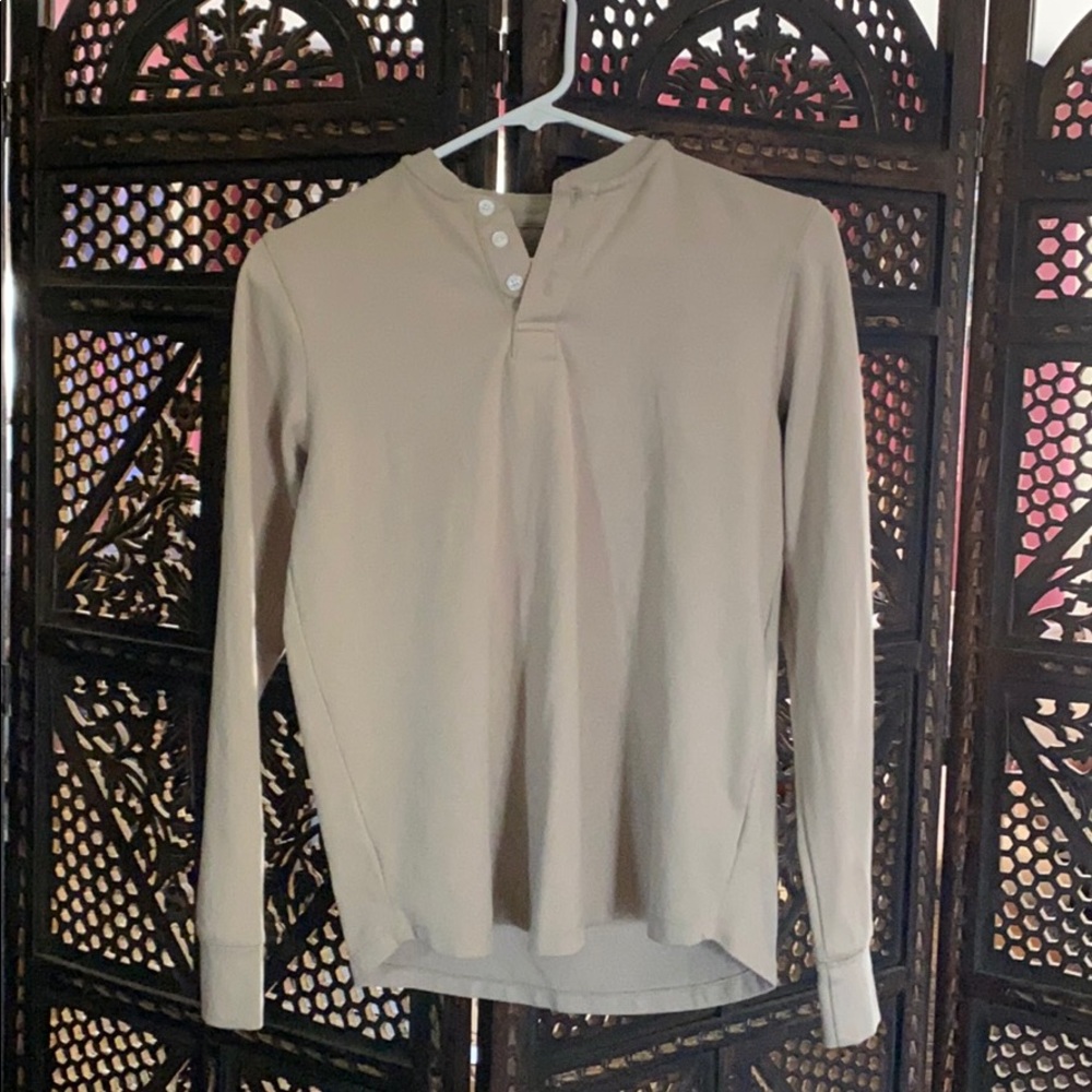 ESNTLS SAND HENLEY